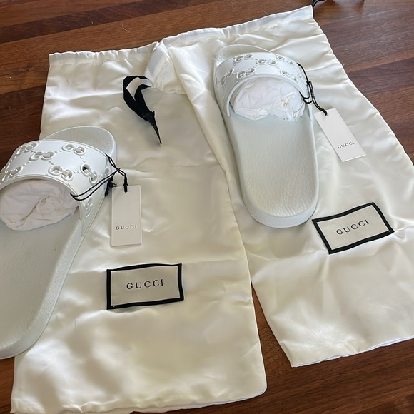 Authentic Gucci Pool Slides Interlocking G Design - Picture 9 of 11